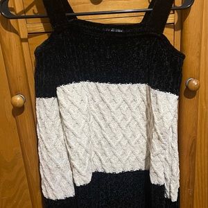 Venus Chenille sweater size XS